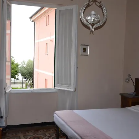 Apartment Fronte Mare Teresa Albisola Superiore